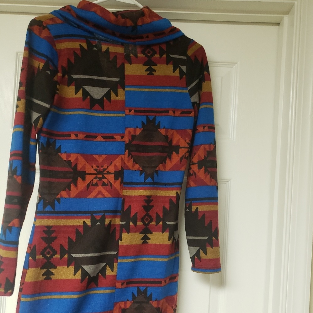 Patterned Winter Dress - Picture 2 of 5